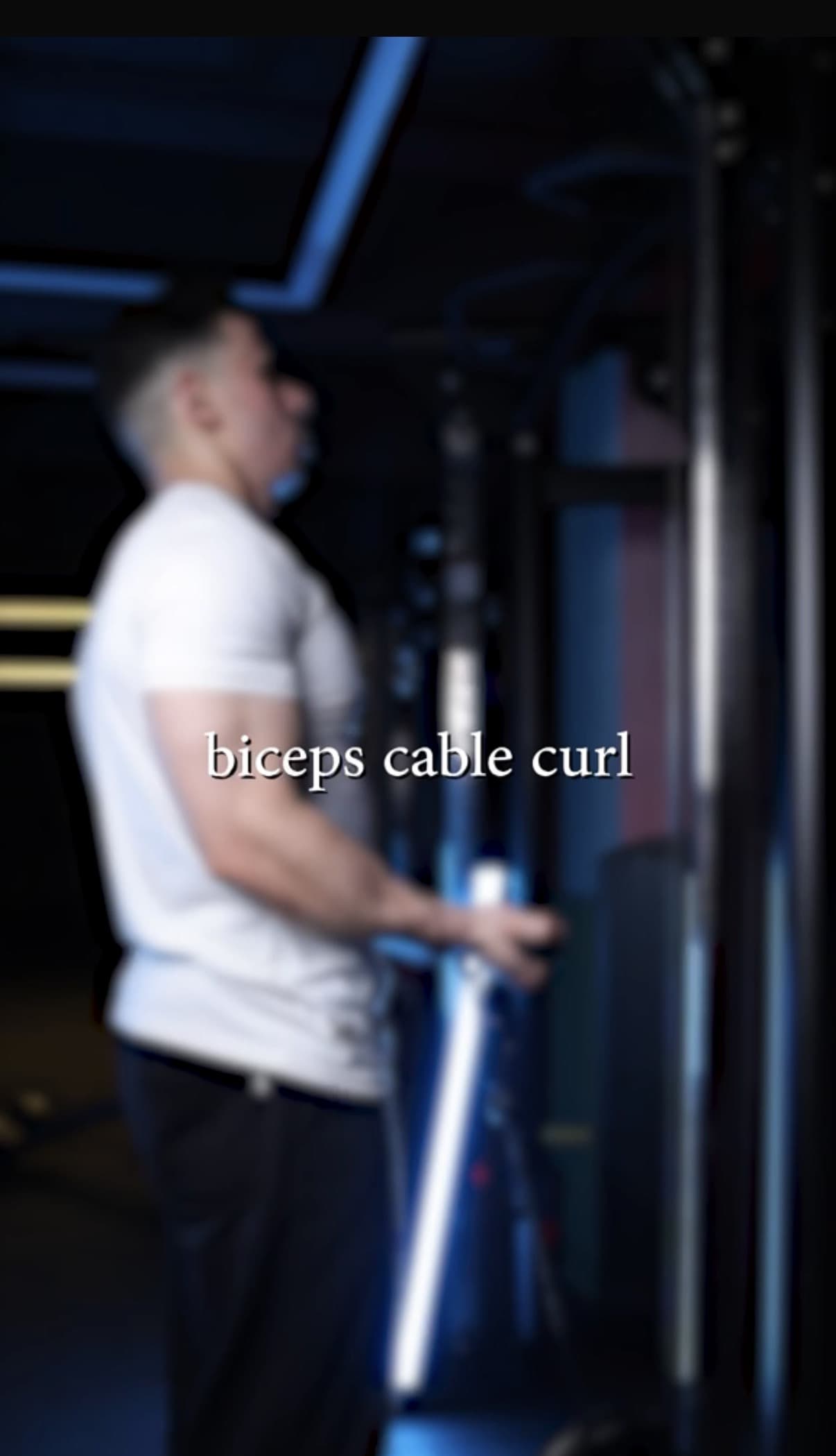 صورة biceps cable curl